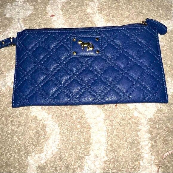 Emma Fox Quilted Blue Leather Clutch - Picture 1 of 6